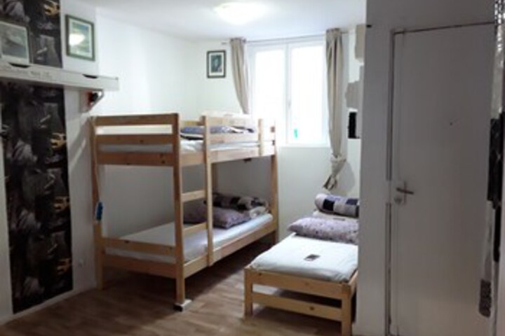 Room 15 of 20