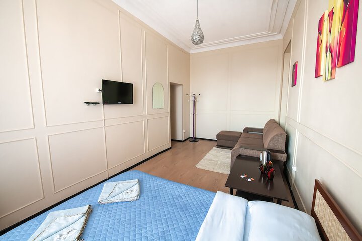 Room 20 of 35