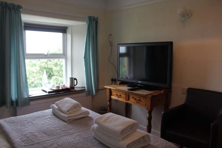 Room 17 of 50