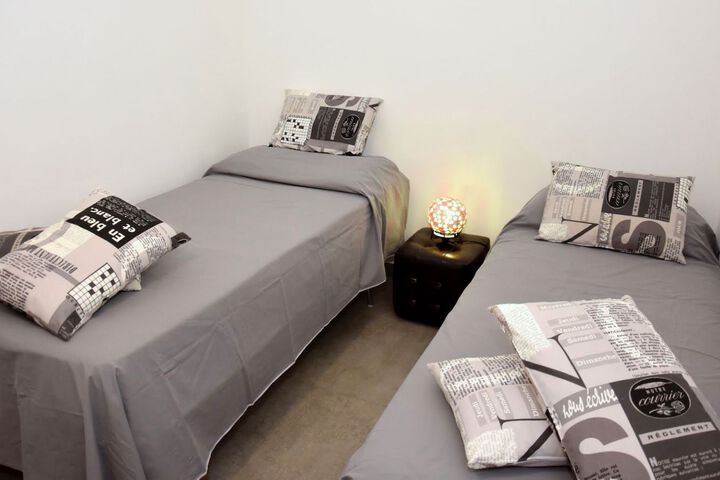 Room 28 of 50