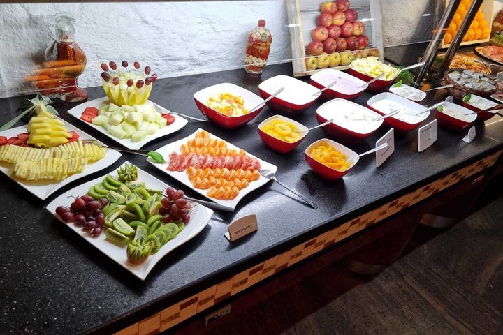 Dining 58 of 73