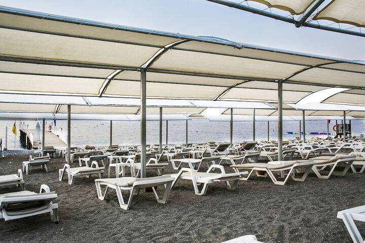 Beach 38 of 40