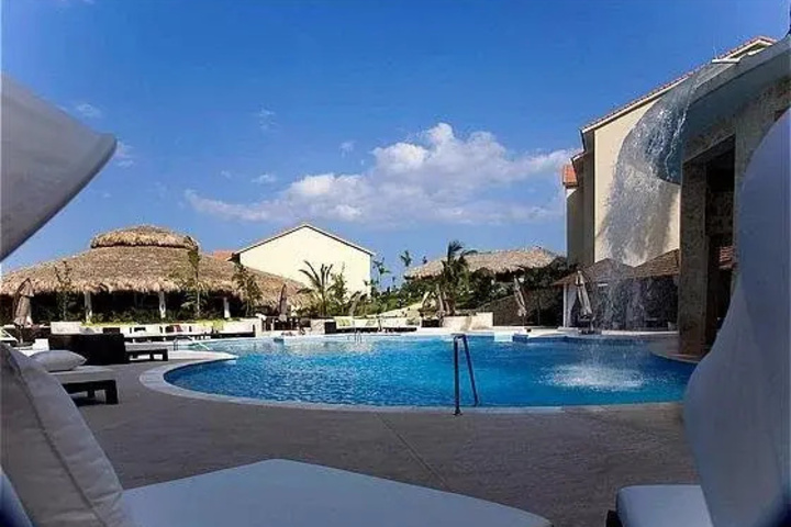 Pool 8 of 13