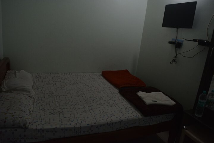 Room 16 of 94