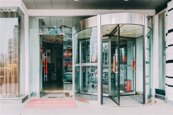 PEBBLE MOTEL HOTEL (FUYUAN STORE YUSHAN