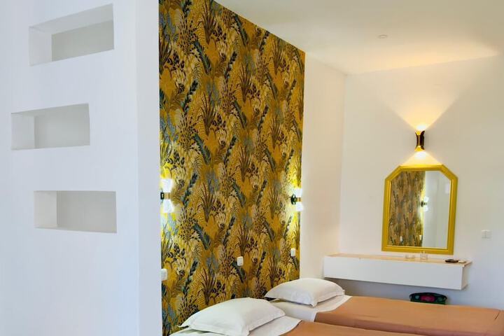 Room 3 of 24