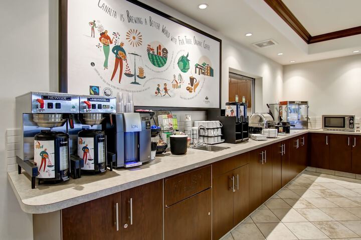 Breakfast area