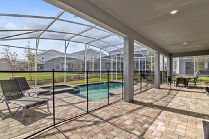 Pool 40 of 88