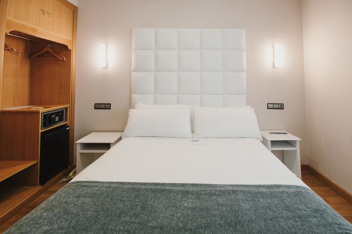 Room 14 of 70