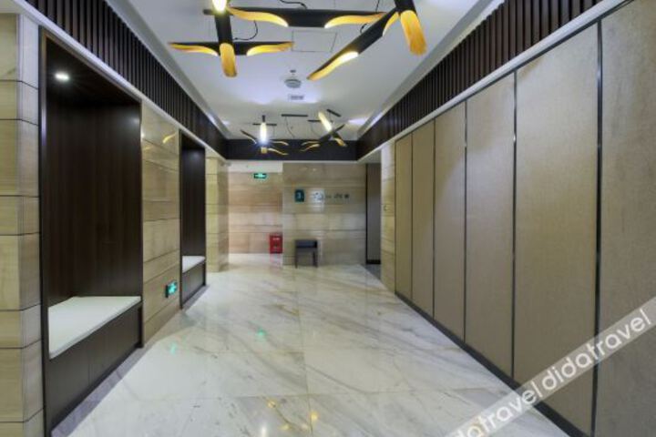 Hotel Interior 16 of 23