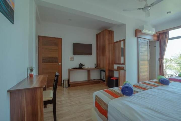 Room 15 of 47