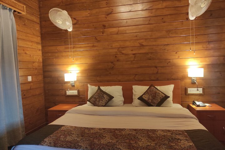 Room 17 of 52