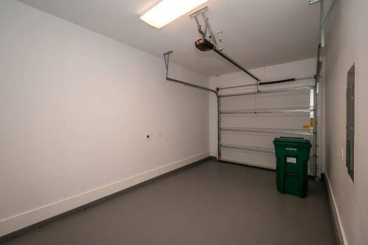 Room 11 of 22