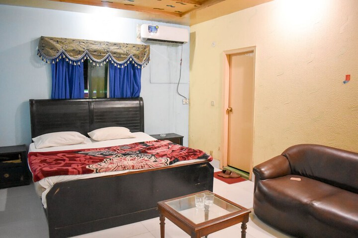 Room 7 of 15