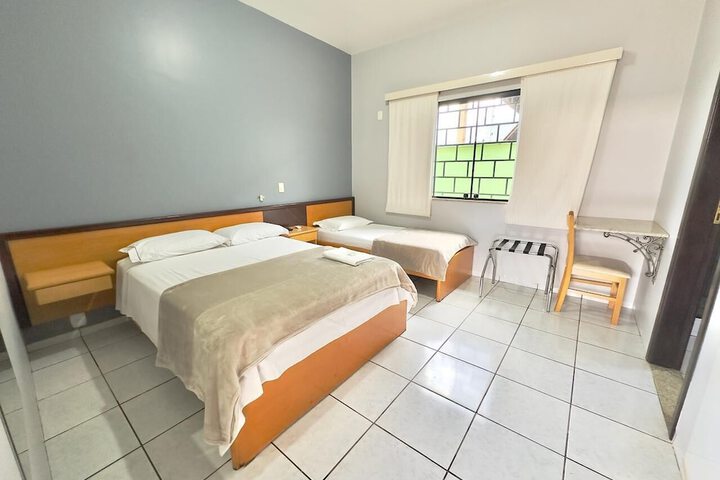Room 10 of 35