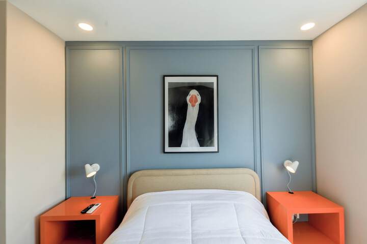 Room 15 of 249