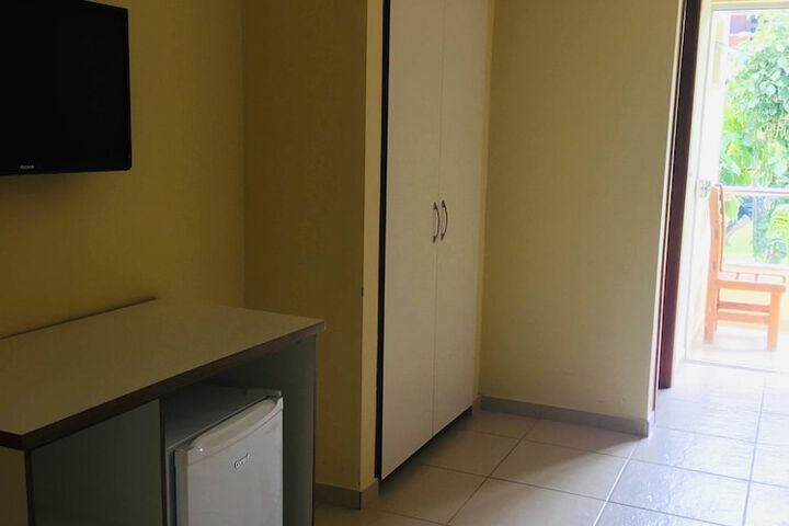 Room 6 of 53