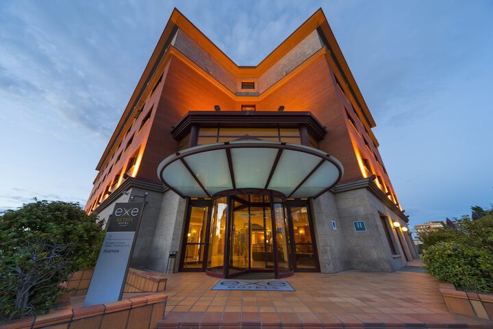 Hotel 74 of 78