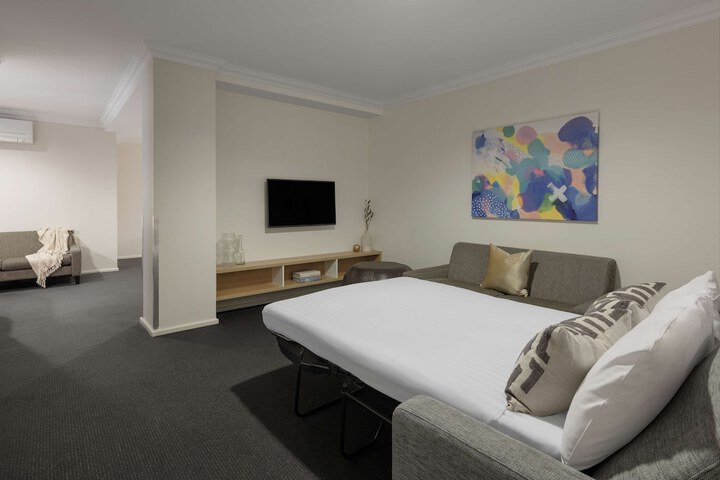 Room 20 of 37