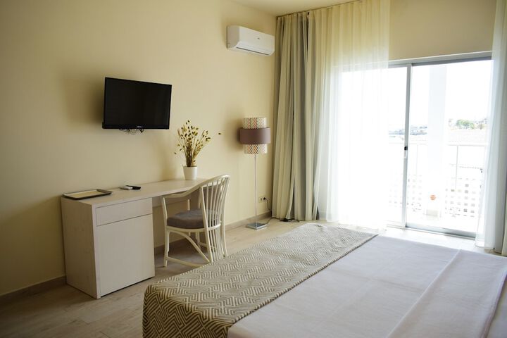 Room 16 of 47
