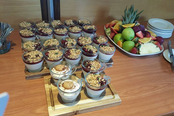 Breakfast/Coffee Service 75 of 109
