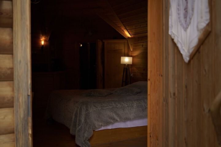Room 10 of 160