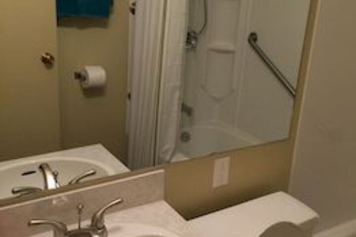 Room 5 of 36