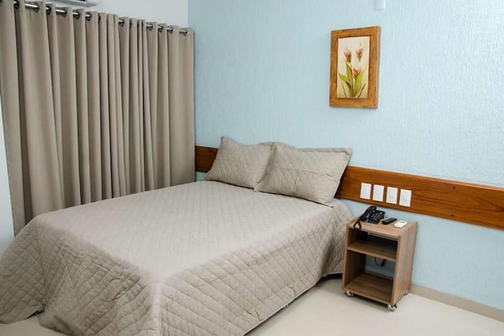 Room 5 of 27