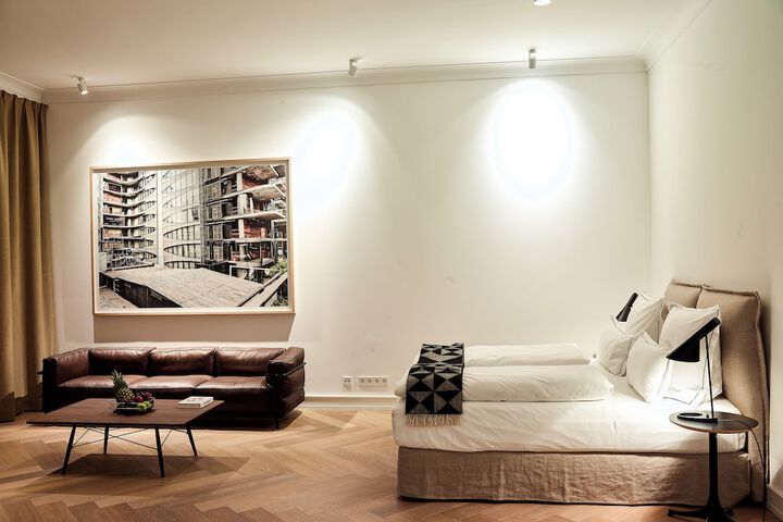 Room 5 of 28