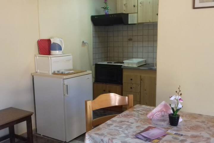 Room 2 of 129