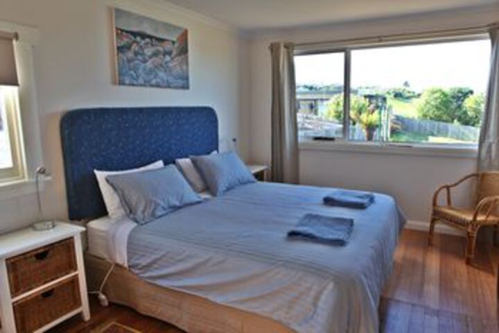Room 9 of 26