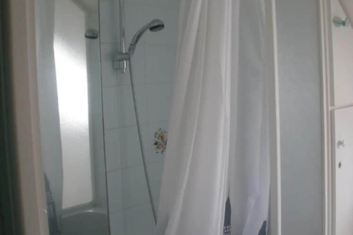 Room 15 of 16
