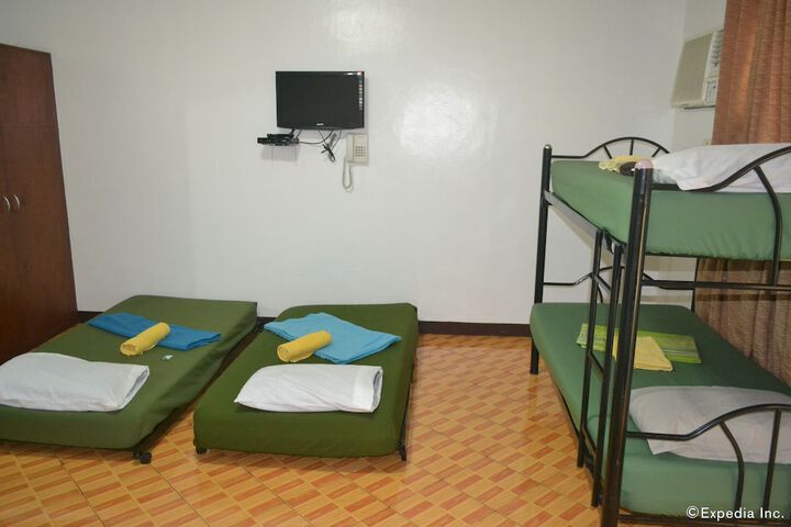 Room 18 of 72