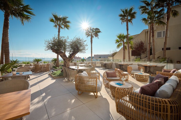 Terrace/Patio 22 of 33