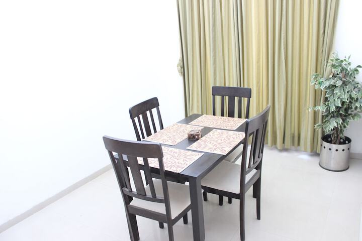 Room 6 of 24