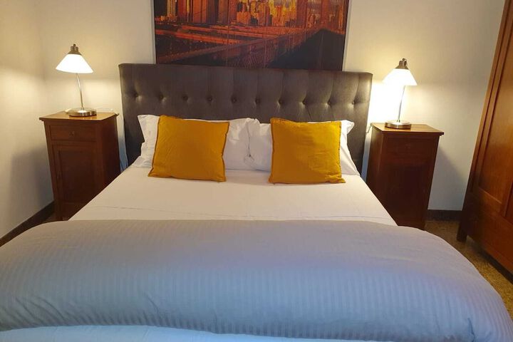Room 4 of 41