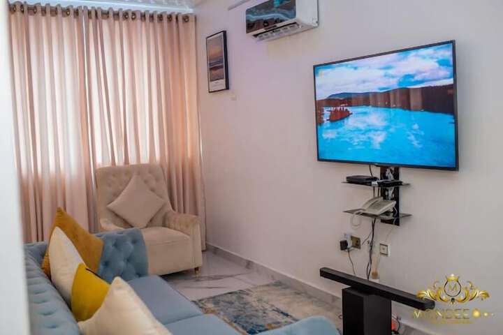Room 10 of 31