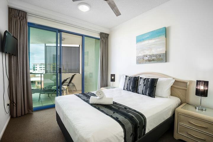 Room 22 of 200
