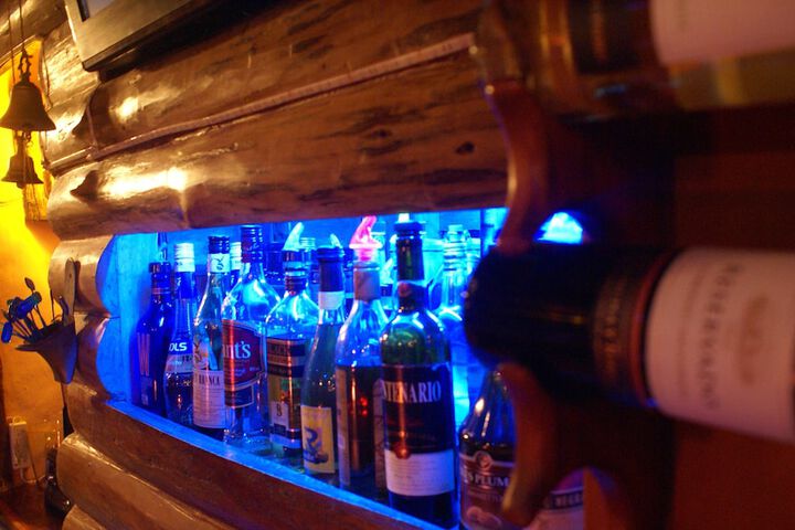 Lounge 35 of 45