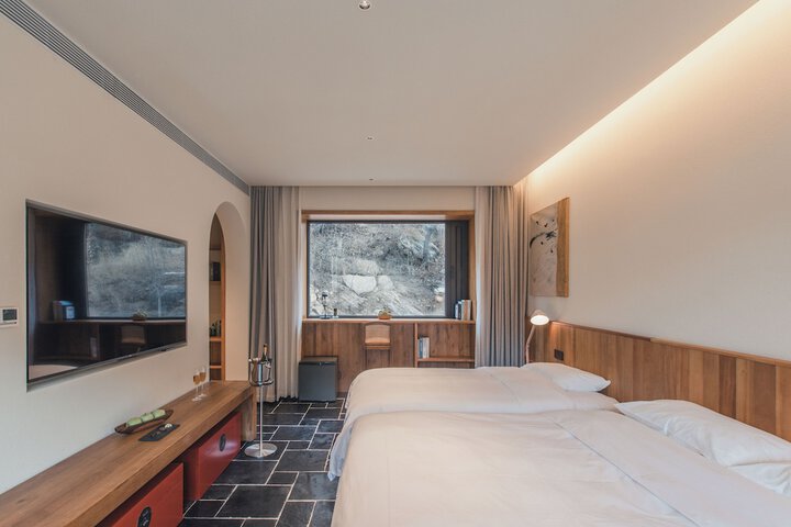 Room 19 of 115