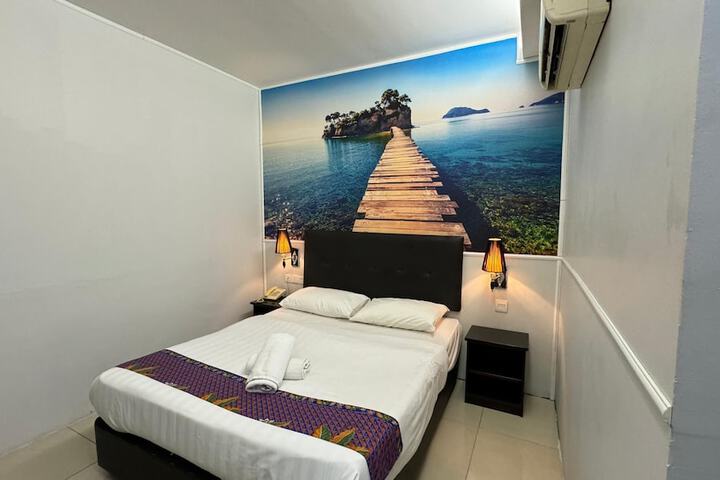 Room 30 of 40