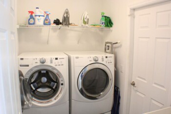 Laundry 15 of 39