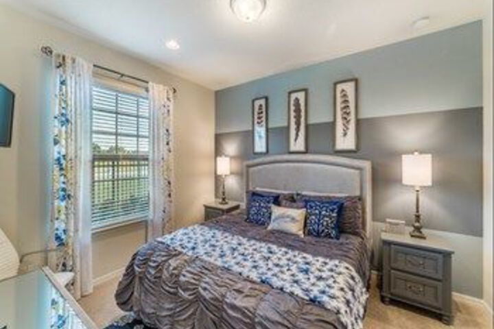 Room 11 of 23