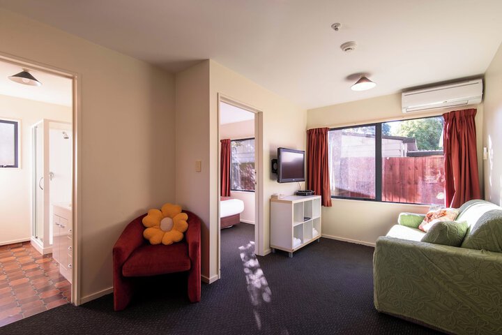 Room 46 of 66