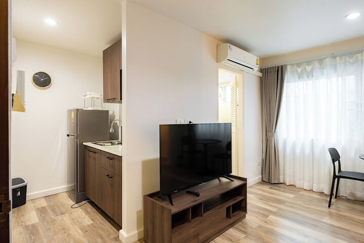 Room 73 of 153