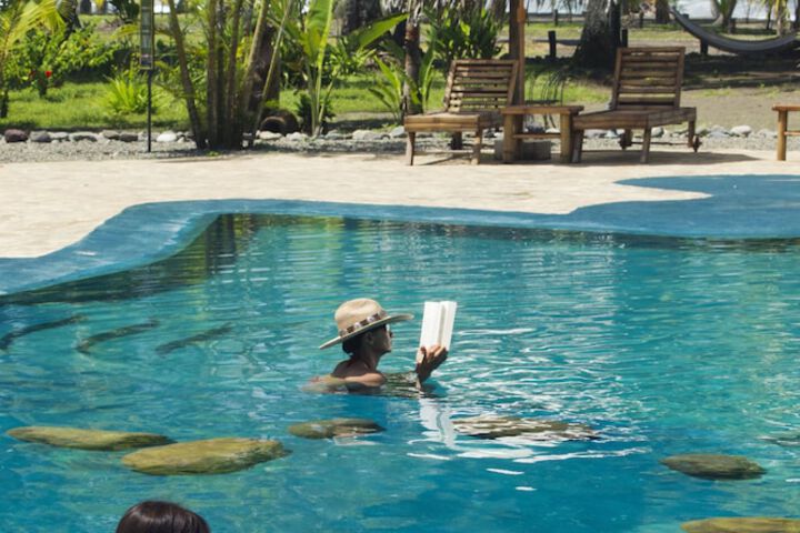 Hotel Pool