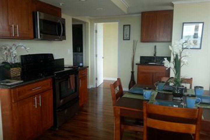 Room 12 of 21