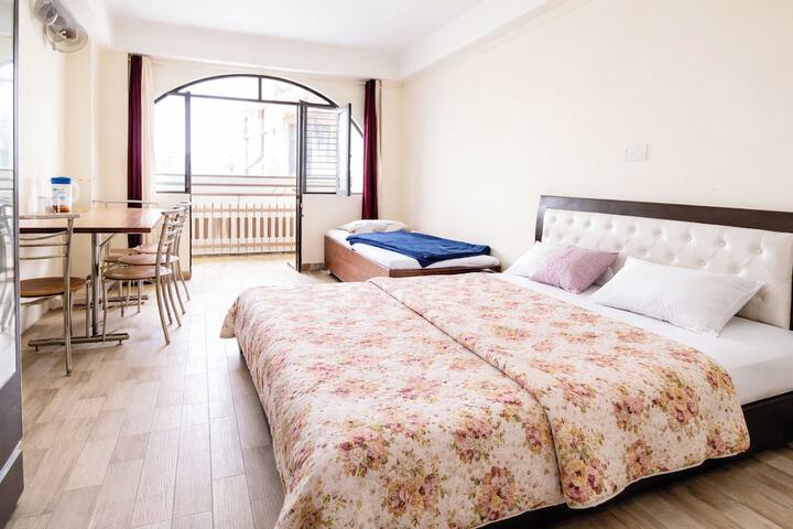 Hotel Naina Home Stay Mussoorie