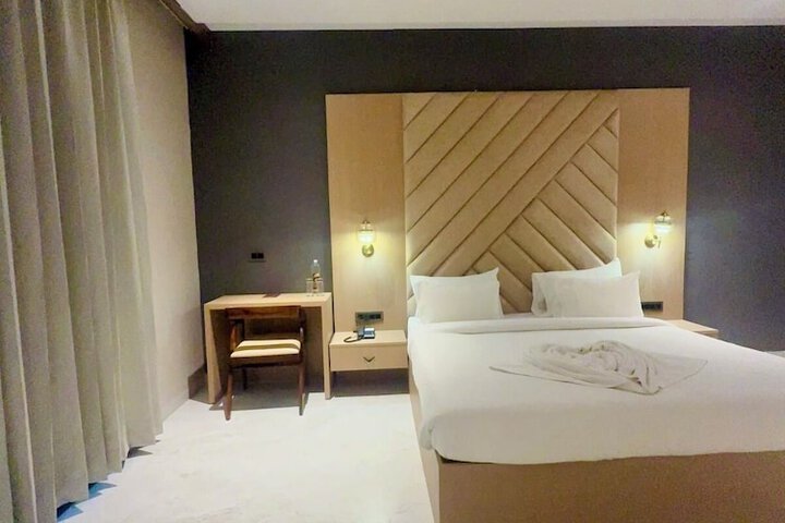 Room 56 of 103