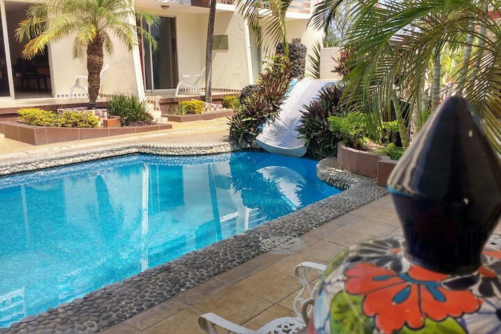 Pool 44 of 65